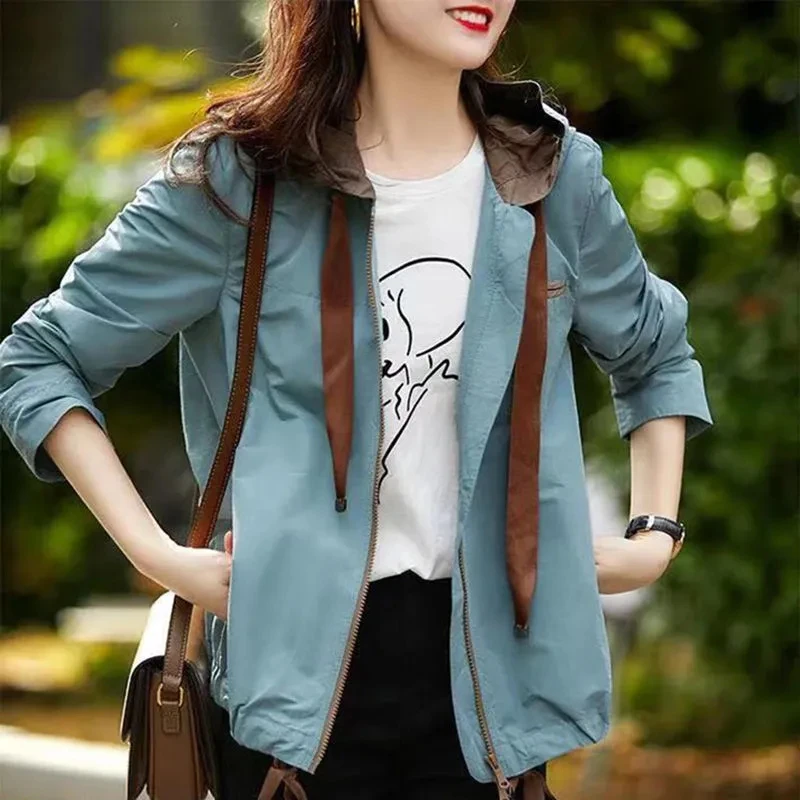 Short Windbreaker Women's Spring Autumn Casual Female Little Loose Leisure Money Coat Students Thin Jacket 2026 New Overcoat