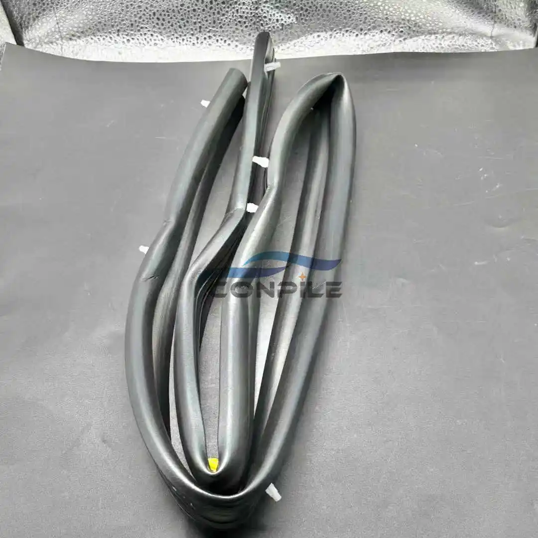 For nissan Automobile Paladin Rui Pickup D22 NP300 engine Cover Lower Beam Sealing Strip