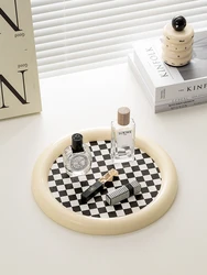 Epeiushome Nordic Desktop Tray Black and White Checkerboard Round Storage Plate Aromatherapy Cosmetic Dressing Table