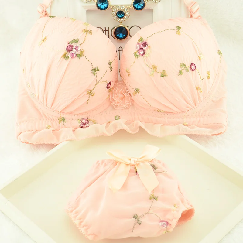 Women Underclothes Young Girl Underwear Bras A B cup Lingerie set With Brief Sexy Lingerie Lace Embroidery Bowknot Bra Sets