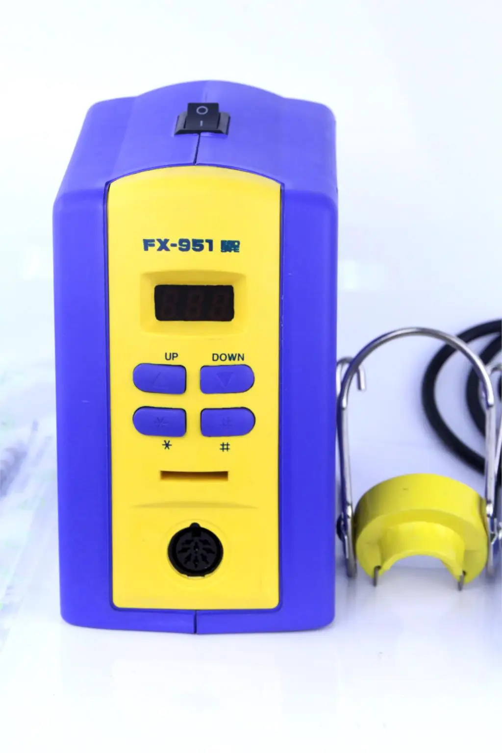 FX-951 fx951 Digital Thermostatic Soldering Station/ Soldering Iron 110V/220V+Welding wire