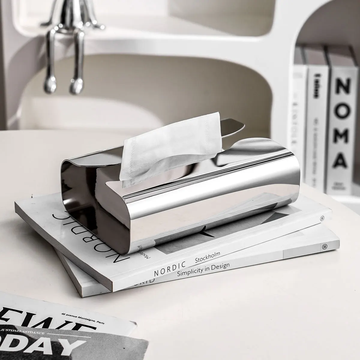 

Thick 304 Stainless Steel Integrated Desktop Tissue Box