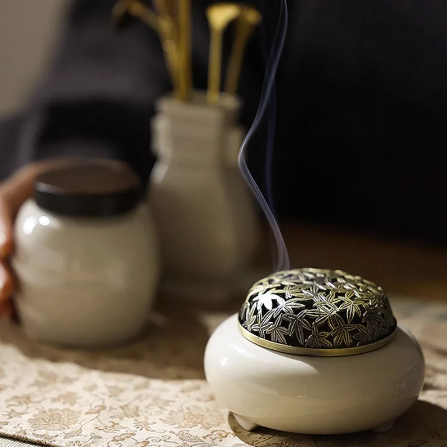 

Ceramic Incense Burner Decoration Ornament Modern Incense Burner Porcelain Chinese Gift Minimalistic Portable Encens Room Decor