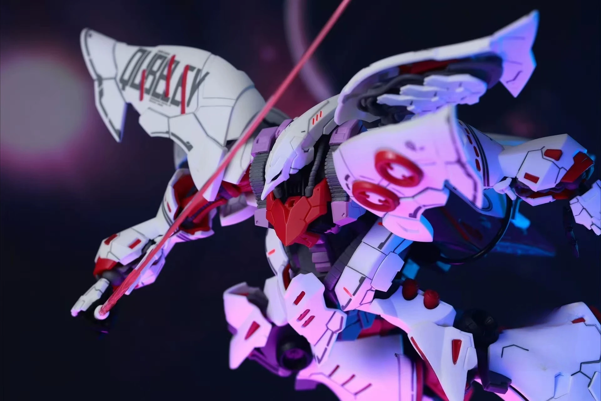 

YIYA MODEL AMX-004 Qubeley Action Figures 1/120 Scale Assembly Model Kit Haman Karn Figure U.C.0087 Anime Figure Birthday Gift