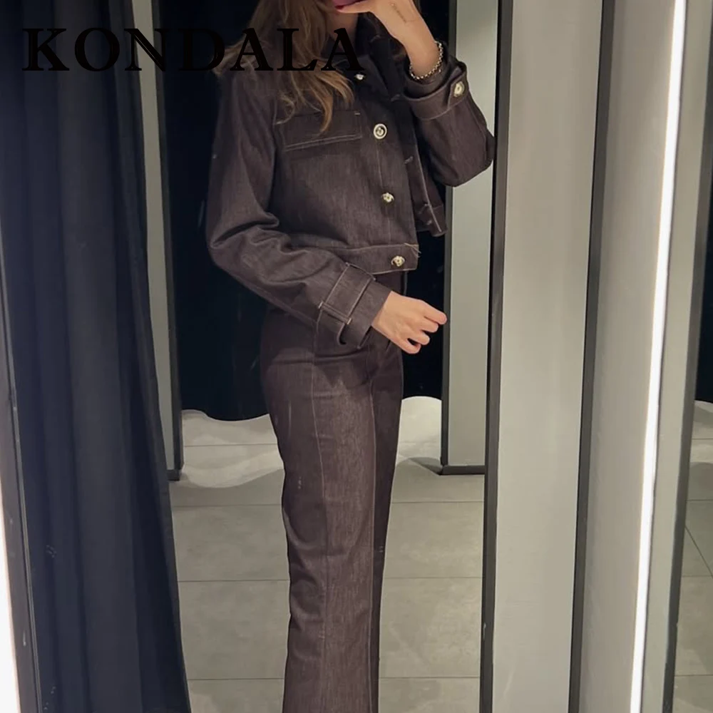 KONDALA Elegancki brązowy zestaw streetwearowy damski: krótka kurtka na guziki + modne spodnie z rozszerzanymi nogawkami, styl 2025