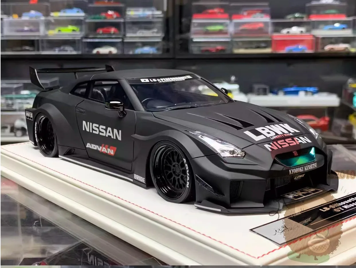 

Модель автомобиля IVY 1/18 Nissan R35 LB из смолы, коллекционная модель, игрушка для демонстрации, подарок на день рождения для взрослых