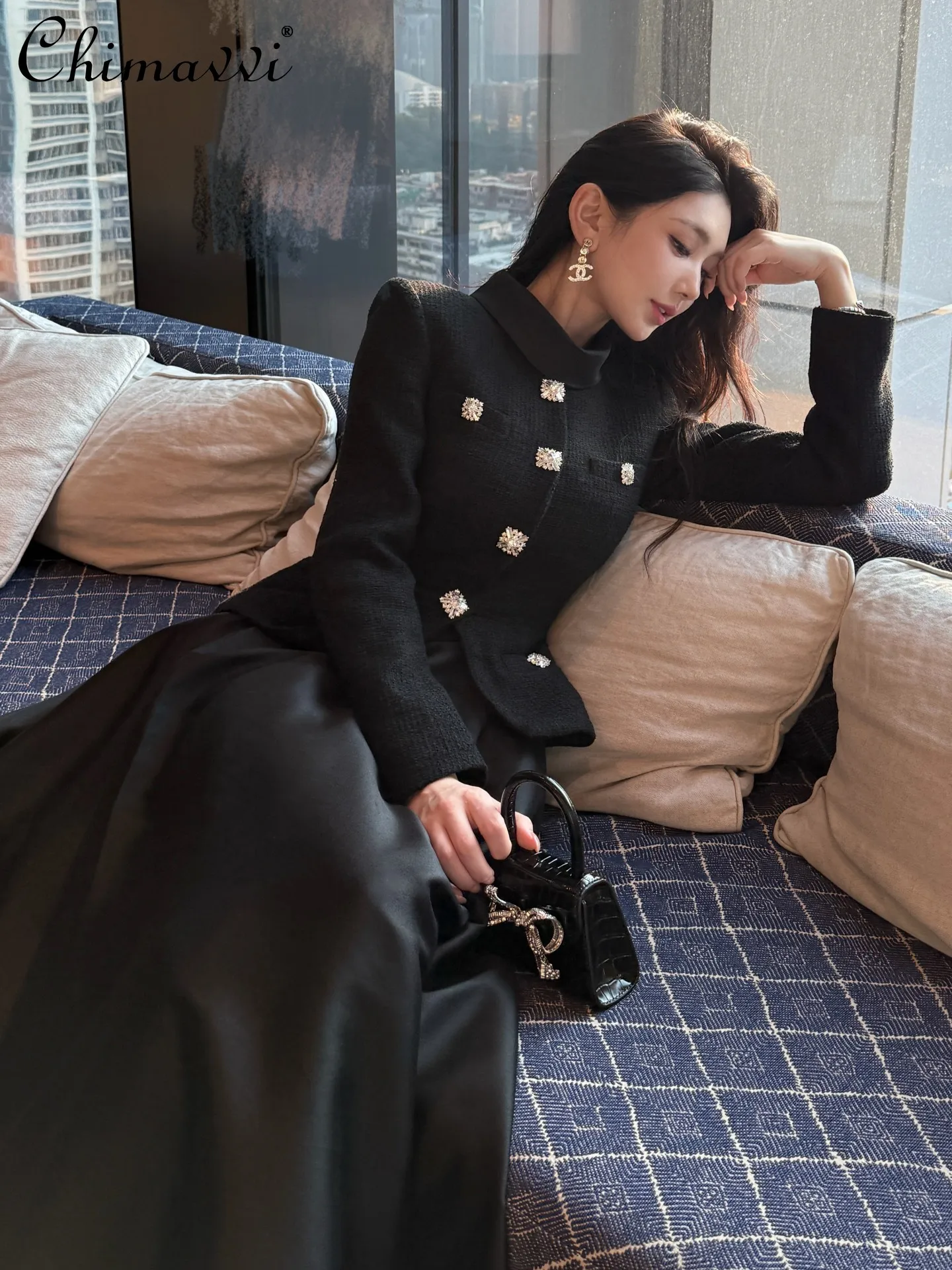 

Autumn Winter High-end French Fashion Woolen Patchwork Black Long-sleeved Slim Dress High-waisted Slim Elegant Large Hem Dress