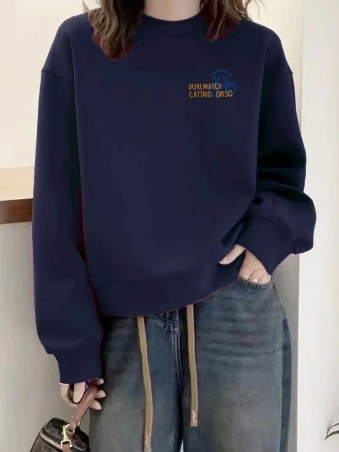 

Свитшот с принтом медведя цвета индиго, женский, на раннюю осень, новый, маленький размер, модный, в корейском стиле, с круглым вырезом, длинный рукав