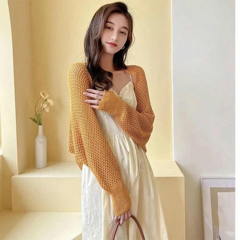 

Oversized Hollow Knitted Cardigan Top Long sleeved Loose Hollow Out Beach Crop Top Sunscreen Crochet Top