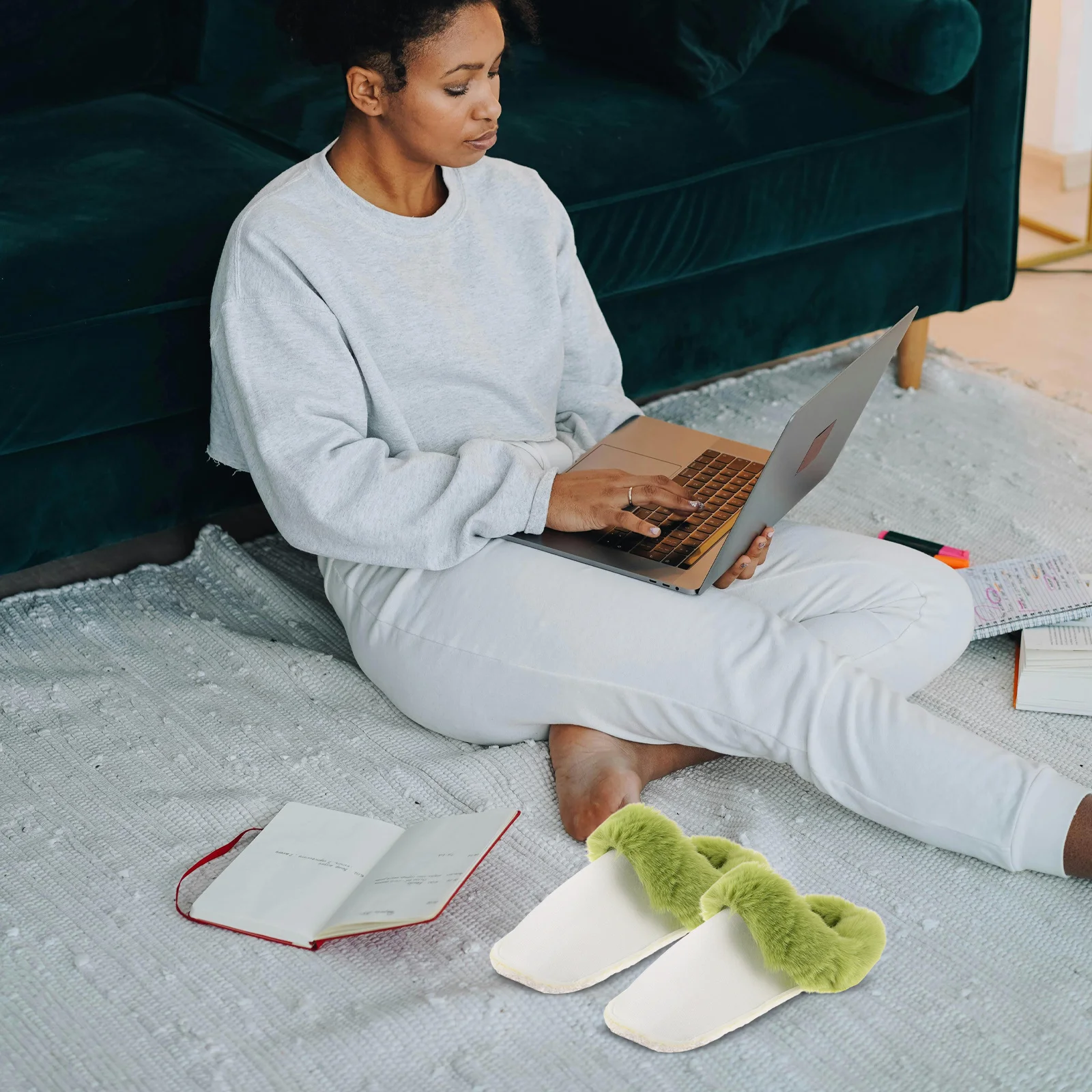 

1 Pair Warm Clog Liner Thick Detachable Insoles For Hole Shoes 38-39 Cozy Winter Foot Warmers Washable Furry Inserts Thermal