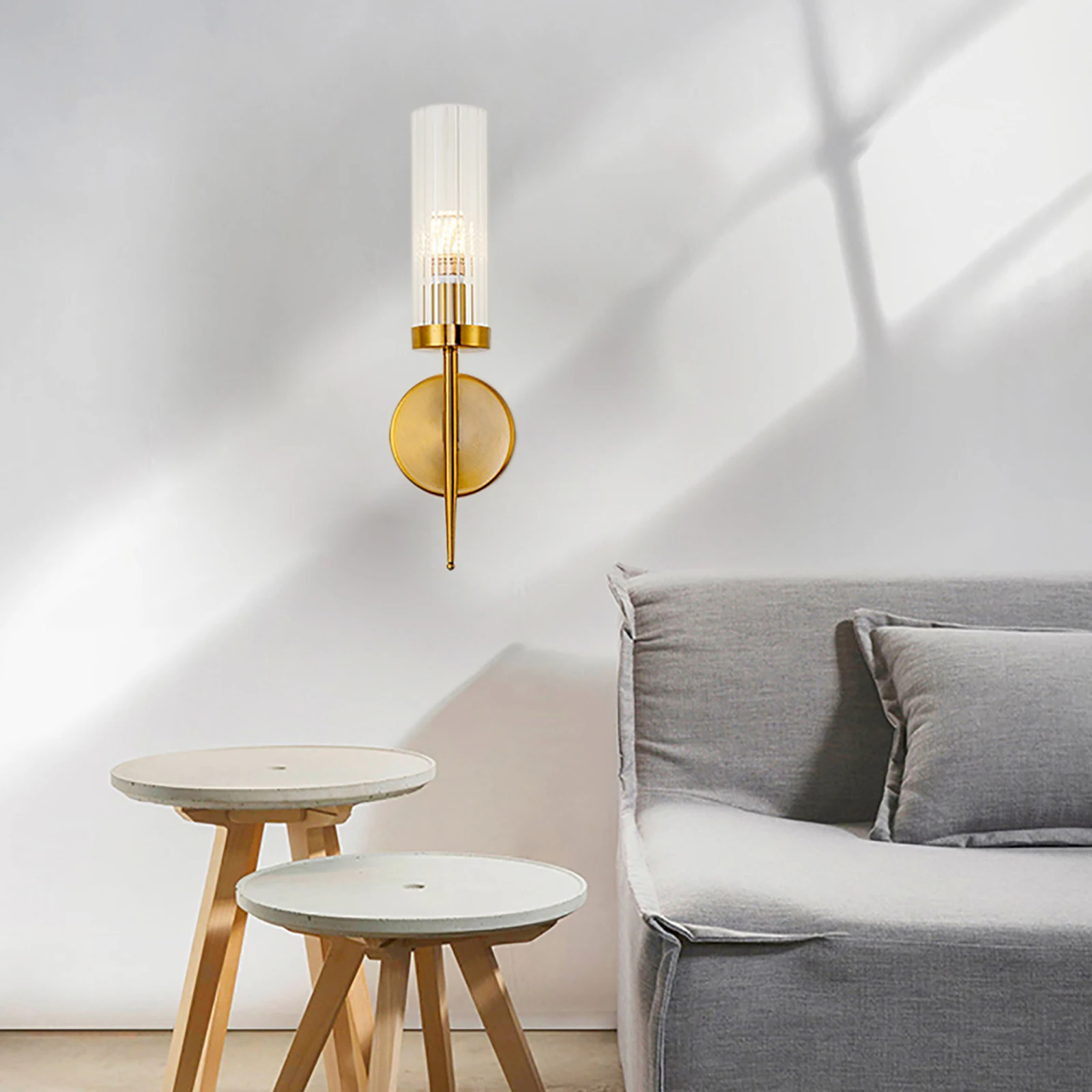 Lampada da parete moderna in oro, apparecchio cablato a testa singola da 110 V, compatibile con lampadina E26 (60 W max) per illuminazione di corridoi e scale