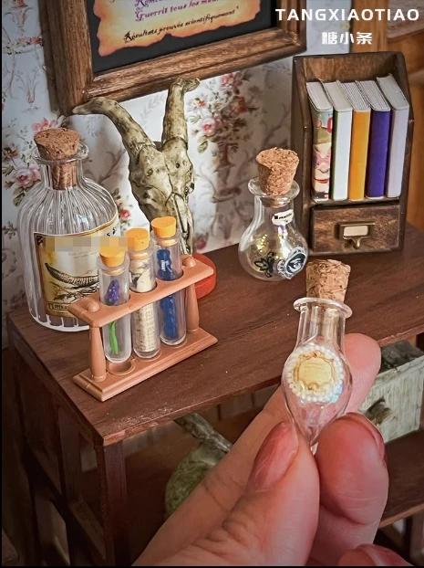 6Points DollHouse Miniature Magic Potions Retro Magic House Bryce Model BJD Potion Bottle Ob Scene Accessory Hourglass Gem Model