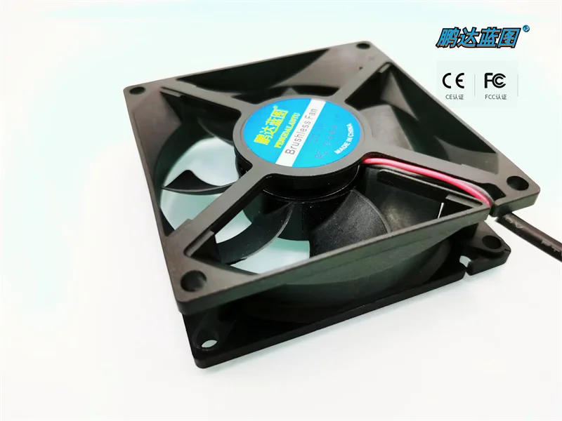 Pengda Blueprint 8025 USB macho y hembra Universal 5V silencioso 8CM Router Top Box 80x25MM Fan80 x 80x25MM