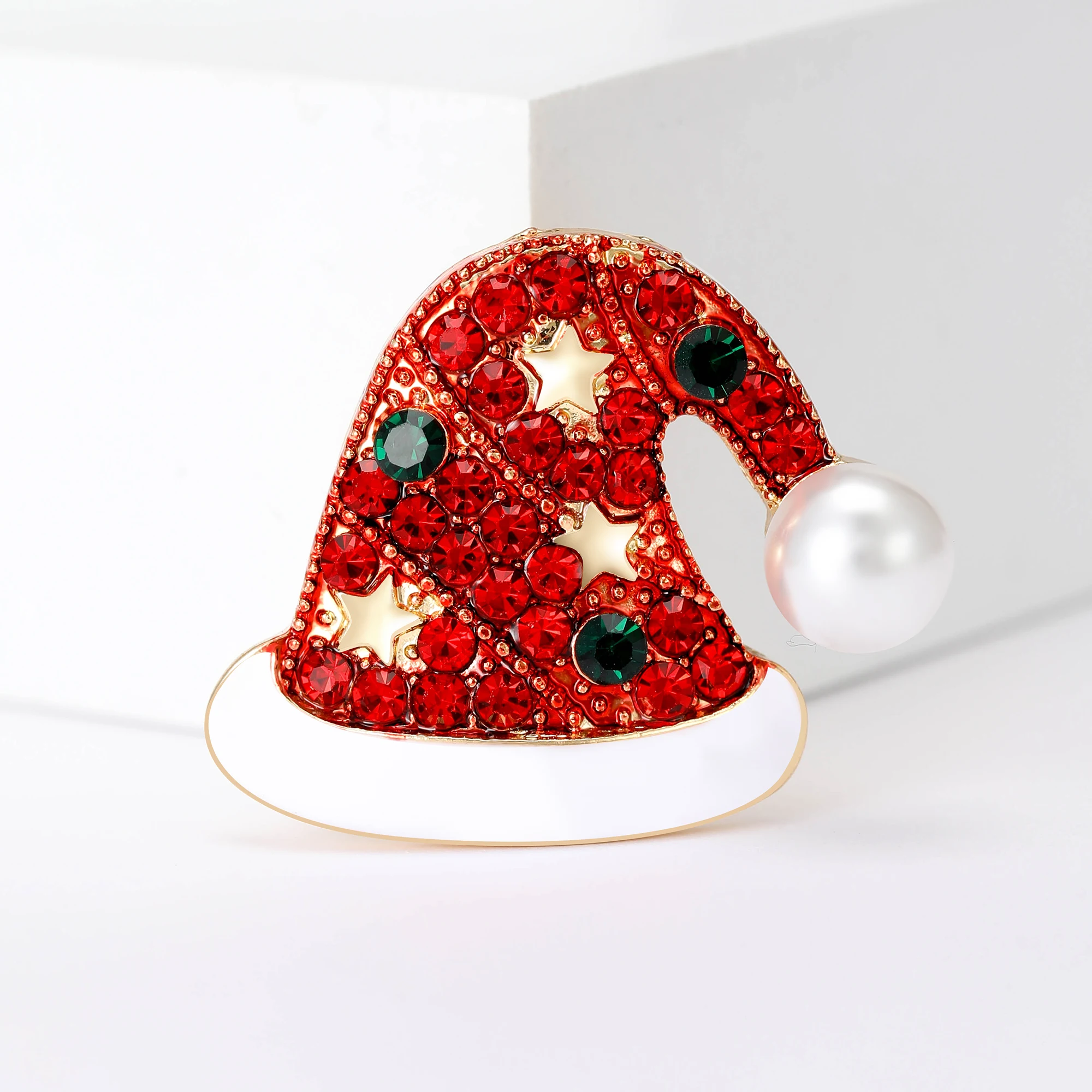 Christmas Rhinestone Hat Brooches for Women Unisex Pearl Everyday Items Pins Event Party Backpack Decoration Clothes Accessories