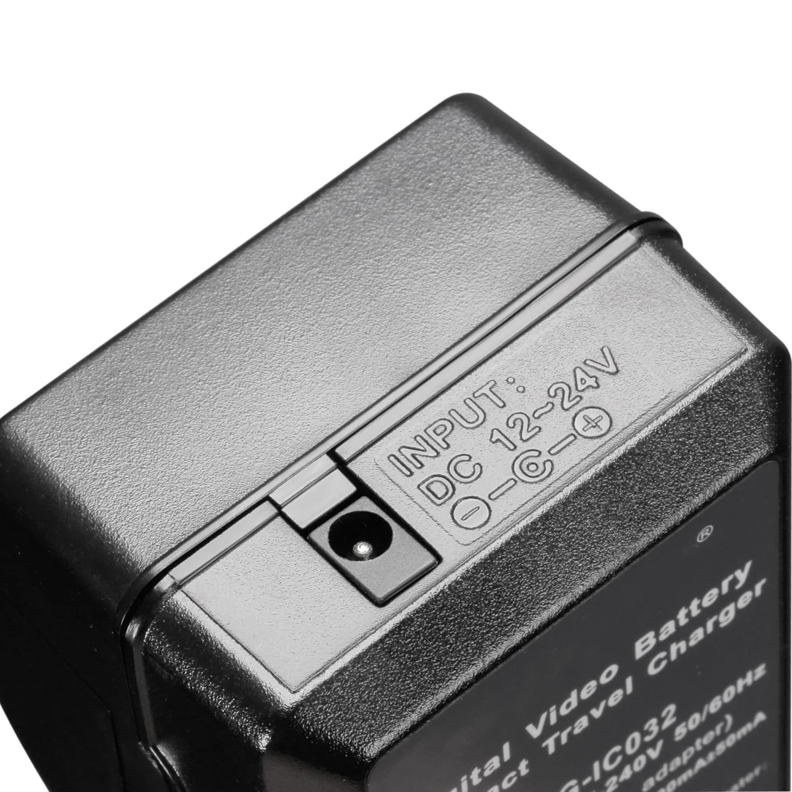 EN-EL5 EN EL5 Battery Charger for Nikon CoolPix 5900 5200 4200 7900 P4 P5000 P5100 and More