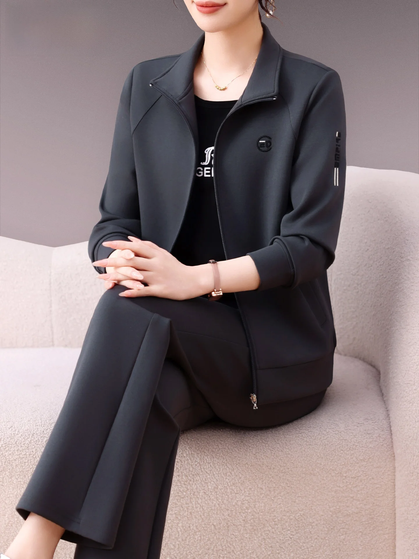 

Anti-Aging Fitn Sportswear Set for Middle-Aged And ly Women Casual Loose Weight-Loss Running Tee-Piece Suit