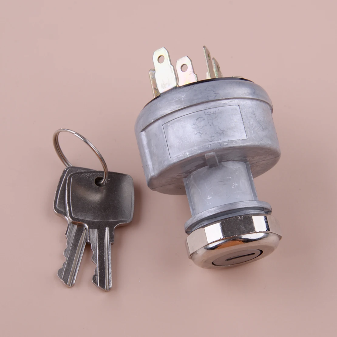 

Ignition Switch With Keys AR58126 AT195301 AR47458 Fit For John Deere 4020 1020 1520 1530 2030 2520 2630 3020 4000 4030 4230