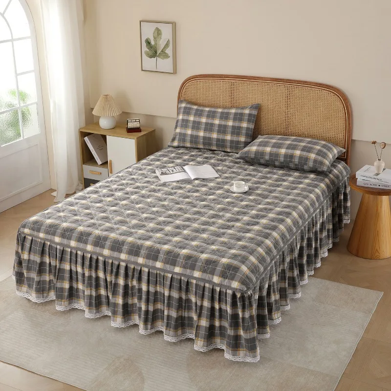 Cotton yarn-dyed padded bed skirt thickened and non-slip single-piece version dust-proof plaid printing, no pillowcase