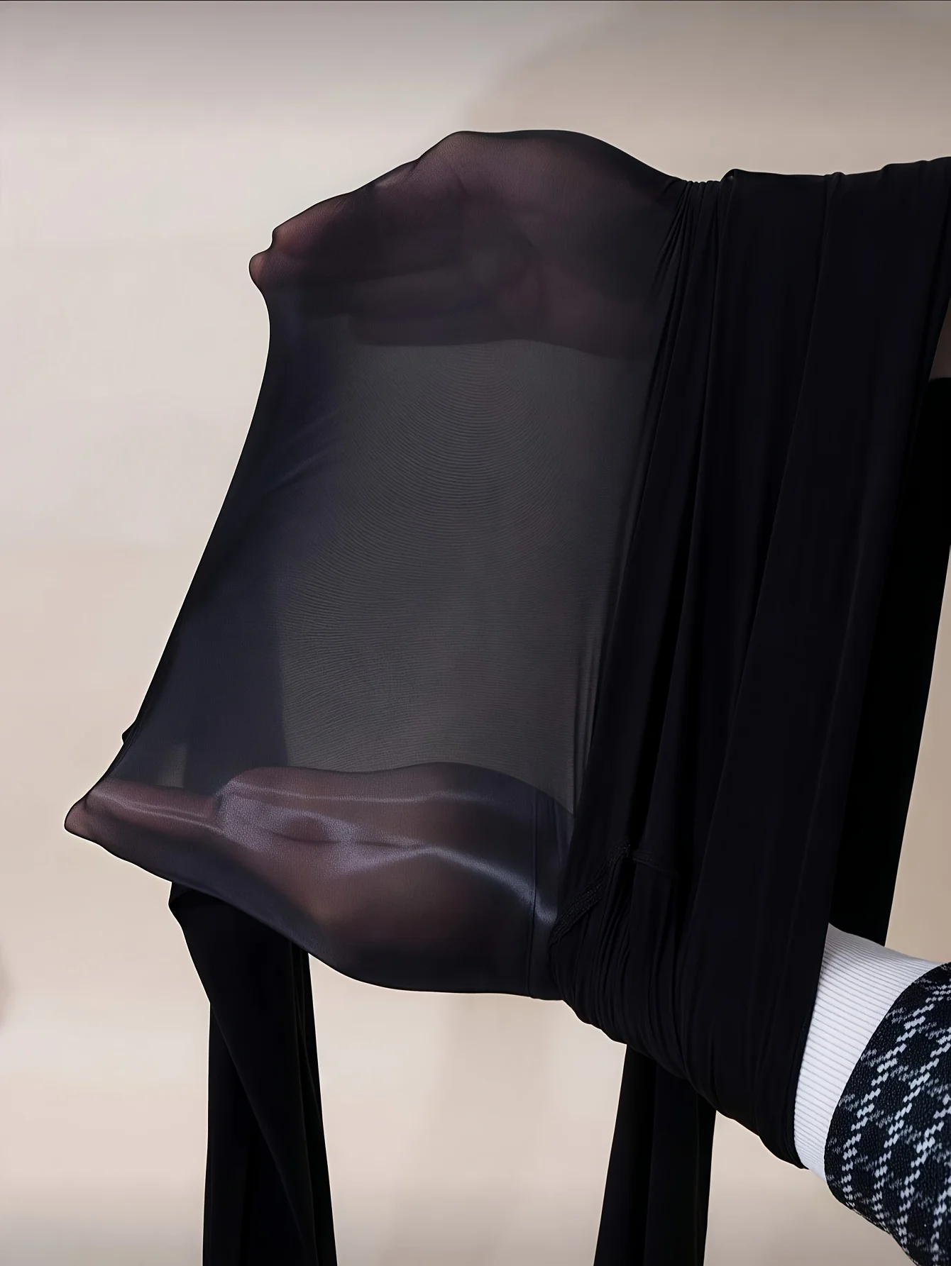 Damskie czarne, oversize'owe rajstopy w kropki z oleju końskiego, odporne na zaciągnięcia, niewidocznie gładkie, seksowne, bezszwowe rajstopy do stylowego zakupu.