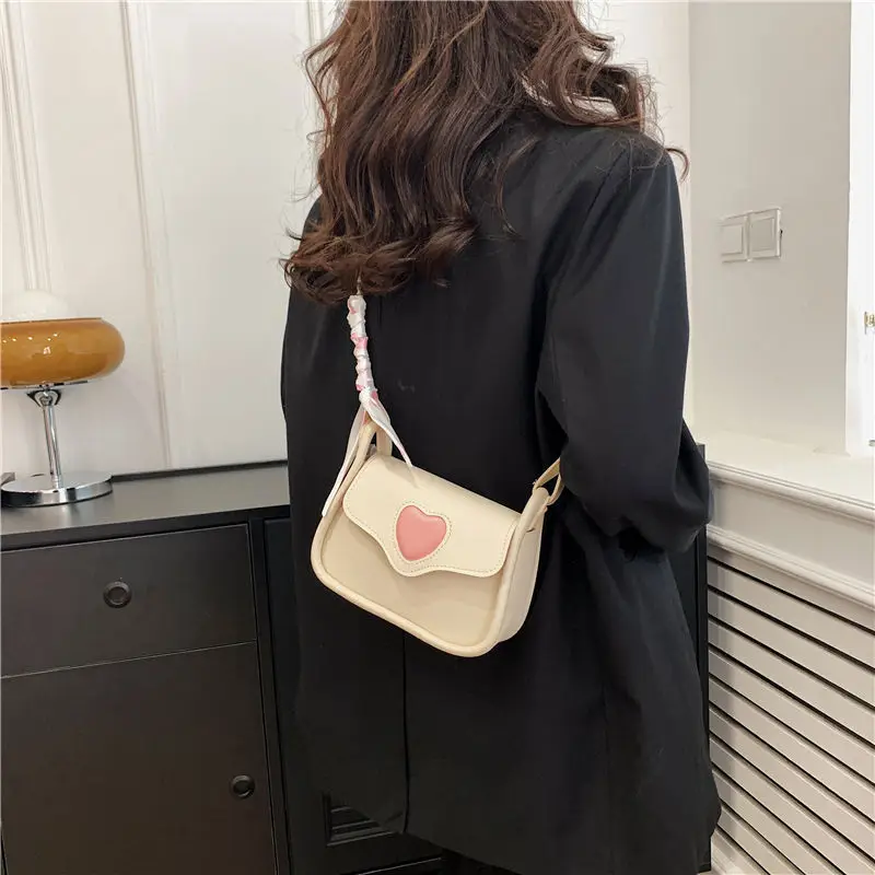 Casual fashion Single Shoulder Underarm Bag Foreign Style Girl Bag 2023 Summer Popular New Trend fashion Crossbody Bag