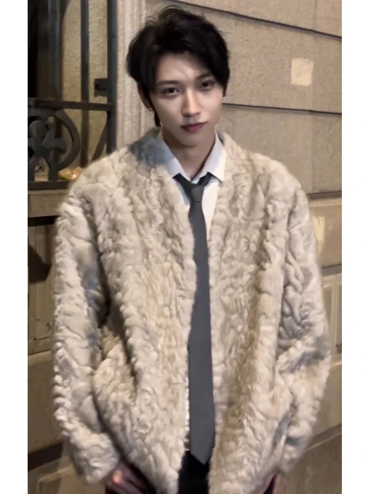 معطف شتوي للرجال بياقة على شكل V مبطن بالفرو من الفرو الصناعي سميك مبطن بالقطن سترة معزولة دافئة ملابس خارجية أنيقة سترات أنيقة