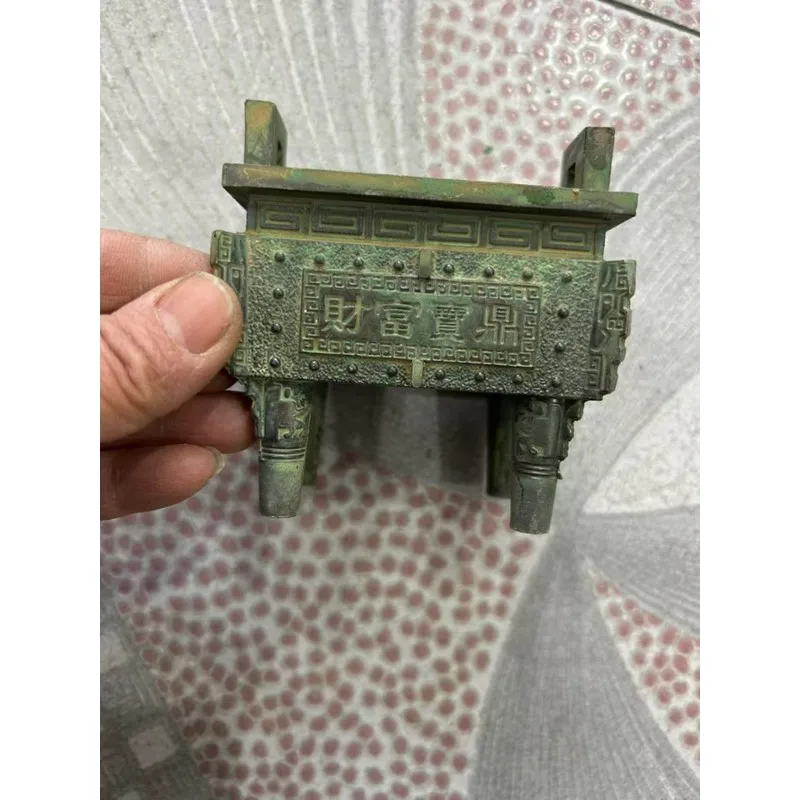 Copper four-sided incense burner for home use, suitable for offering incense, sandalwood, and agarwood, with a four-legged stand