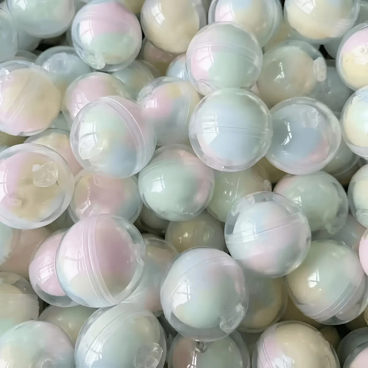 Knuspriger handgemachter Squishy-Ball, weiches Wachs-Squishy-Spielzeug mit Minz-Dunkelschokoladengeschmack, knusprige Stressabbau-Squishies, Partygeschenke