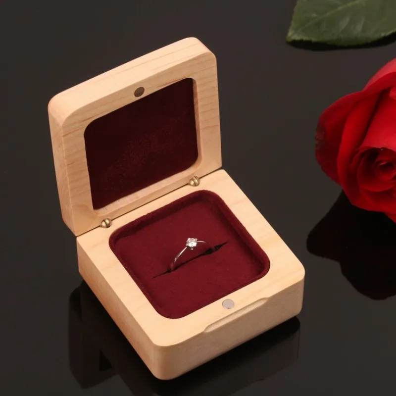 

Black Walnut Jewelry Square Flip Ring Box for Dropshipping Beechwood Proposal Earrings Wooden Sturdy Wear-resistant