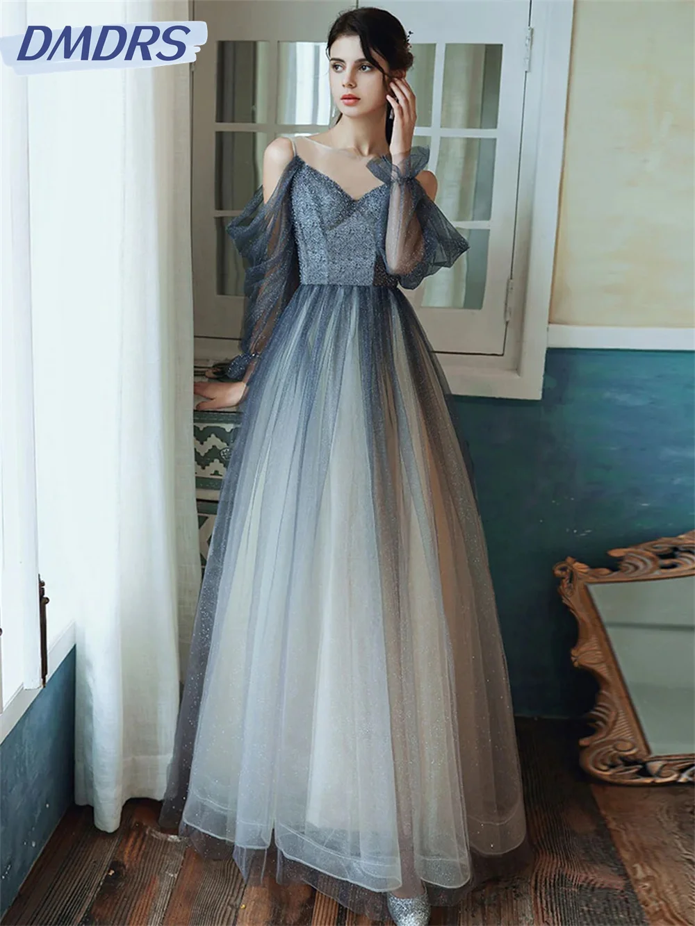 

Sexy V-Neck A-Line prom Dress 2024 Shiny Spaghetti Straps Evening Dresses Elegant Floor-Length Gown Vestidos De Novia
