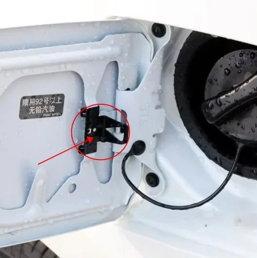 Tapa De Combustible Con Resorte Y Bisagra Para Mazda RX2 Capella Sedán | Recambio PHILS