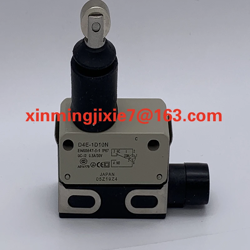 Original Integrated Circuit Limit switch D4E-2C10N D4E-1C10N D4E-2A10N D4E-2B10N D4E-1D20N D4E-1B20N D4E-1C20N  D4E-1D10N