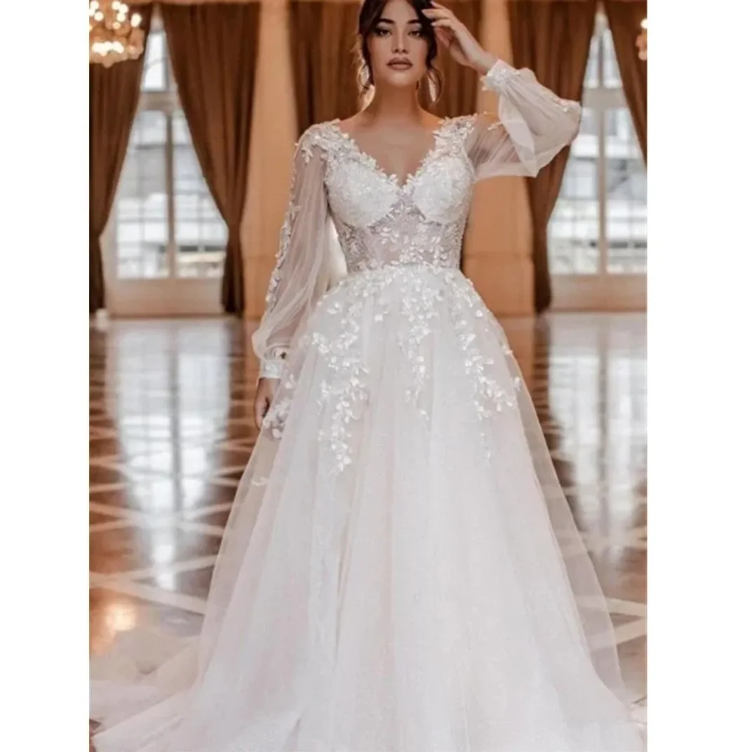 Elegant A-line V-neck Backless Lace Applique Women's Wwedding Dress Long Sleeve Formal Bridal Party Dress Plus Size Customized