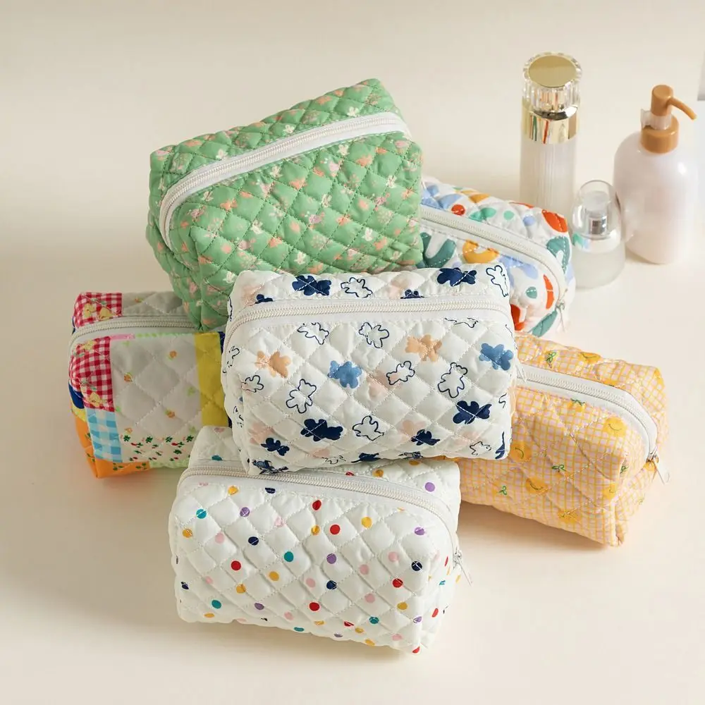 Kawaii Flower Printed Makeup Bag Large Capacity Storage Bag Toiletry Bag Travel Organizer Washbag