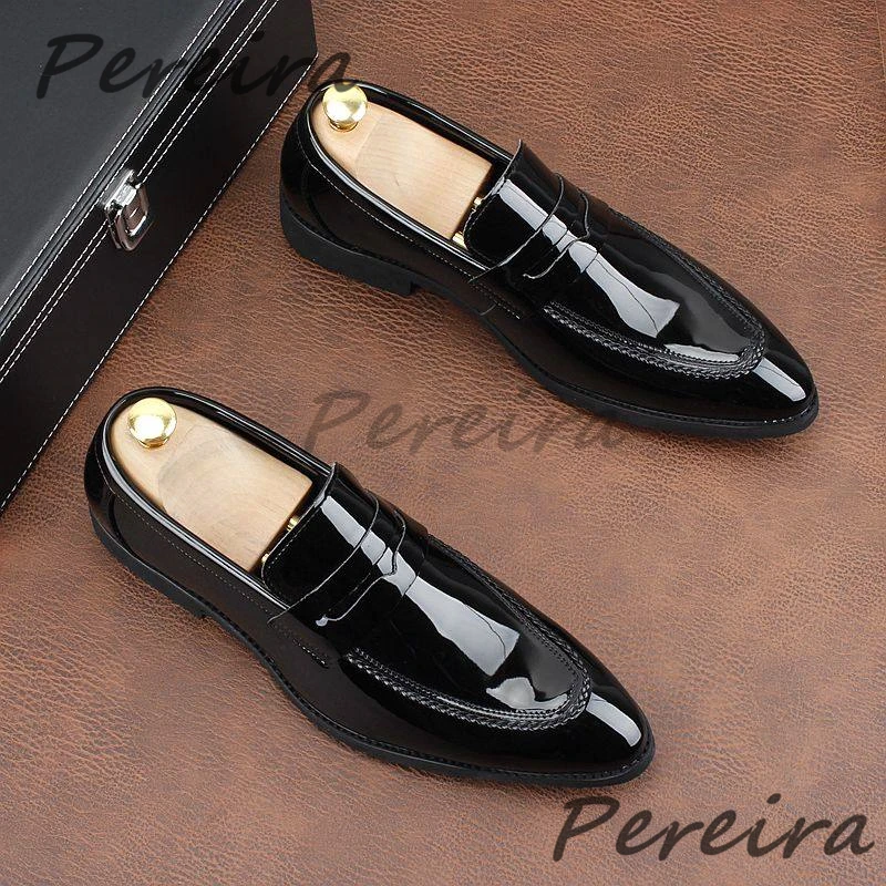 Black White Soft Soled Casual Business Shoes for Men Pointed Toe Patent Leather Loafers Summer New Fashion Party Wedding Shoes