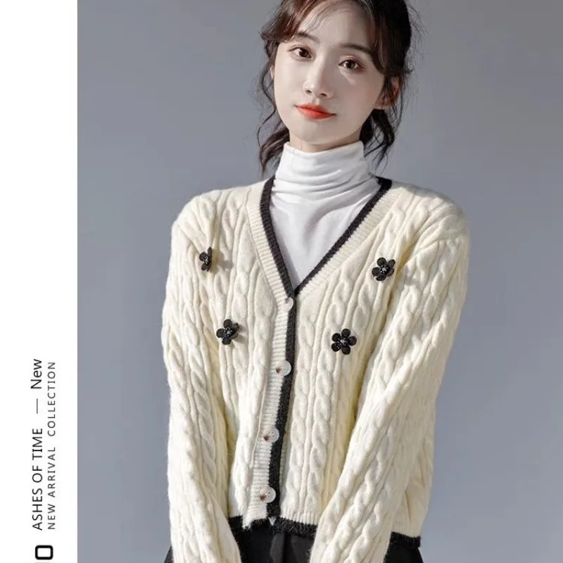 V-neck Jacquard Knitting Cardigan Women Autumn Winter Elegant Temperament Sweater Coat Simplicity Office Lady All-match Knitwear