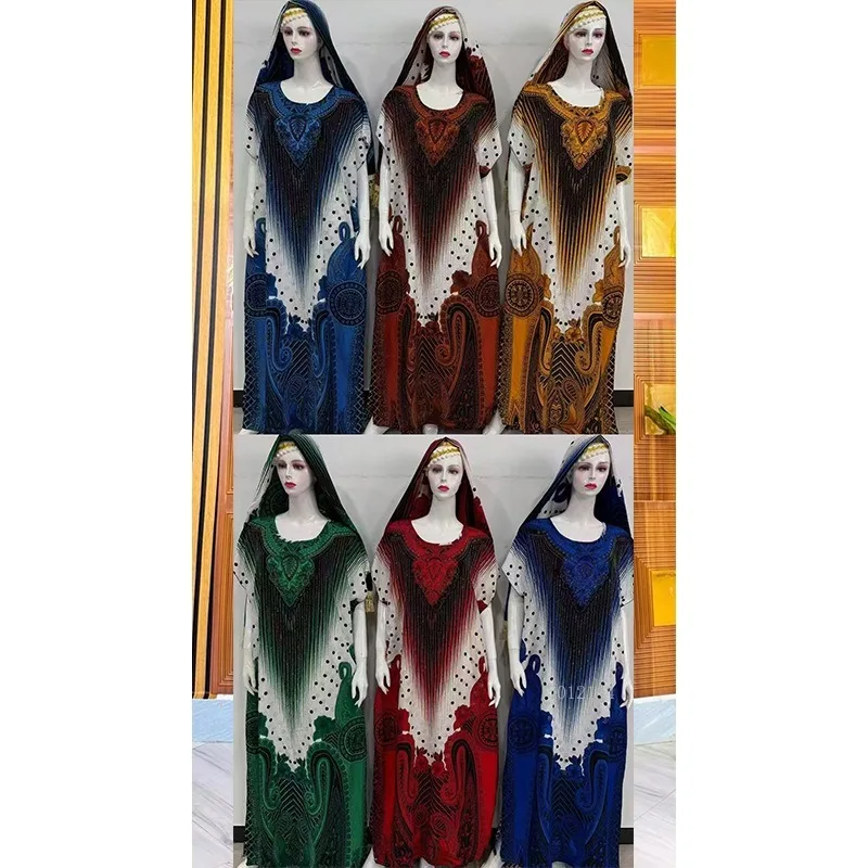 2026New الملابس النسائية الأفريقية رداء كبير فستان مسلم طويل تقديم الطباعة الحفر الساخن الحرفية فستان كبير الحجم + الحجاب