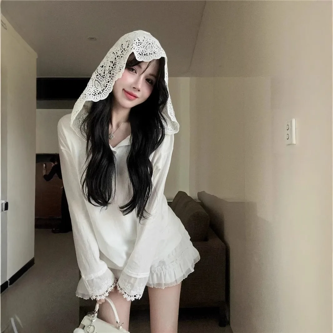 

2026 New Summer Women's Pure Desire Style Crochet Lace Splicing Hooded T Shirt Loose Casual Versatile Unique Inner Top