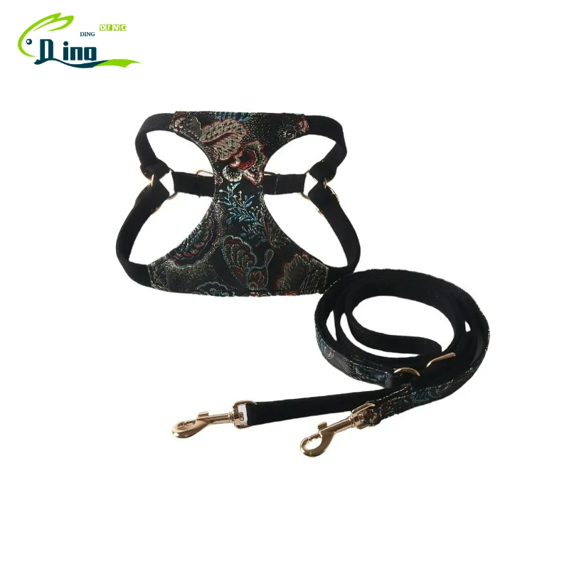 

Новый атласный поводок для собак с вышивкой, набор регулируемых жилетов для маленьких и средних собак, поводок для щенков, котят, аксессуары для домашних животных