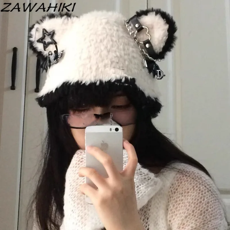 Y2k Bomber Hat for Women Chains Design Patchwork Devil's Wings Caps Keep Warm Snow Beanie Kawaii Fashion Fur Hats with Cute Ears