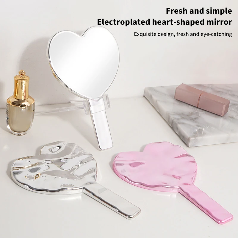 Handheld Makeup Mirror com Love Heart Handle, Ferramentas de Beleza Cosmética Feminina, Handheld Vanity Make Up Mirror, 1Pc