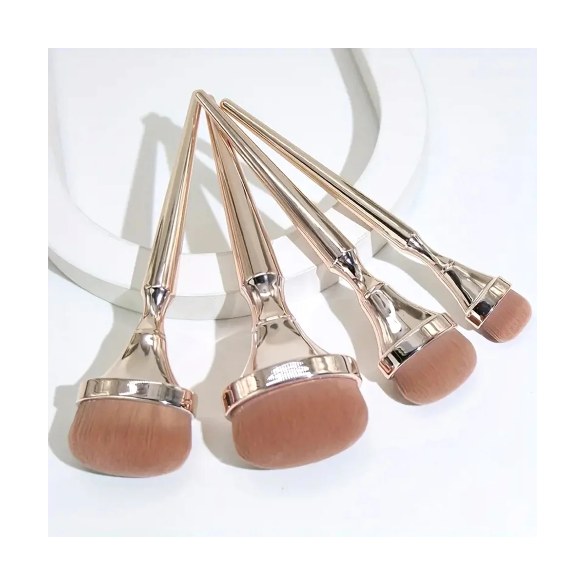 9 pinceaux de maquillage ovales dorés, pour débutants, fond de teint, Blush, ensemble de pinceaux de maquillage sans trace