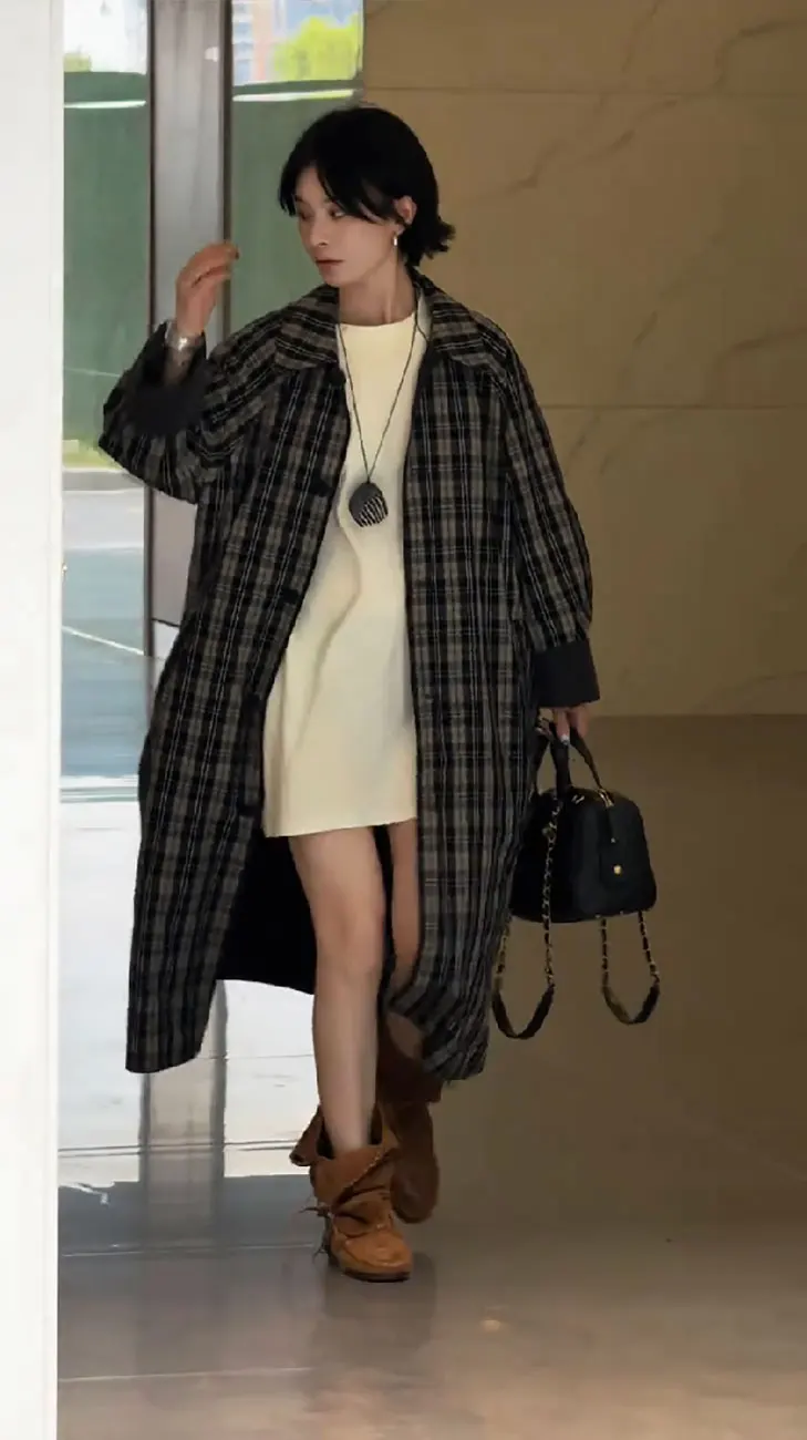 SuperAen Sequined Jacket Heavy Industry Pearl Rivet Round Neck Jacket Coat