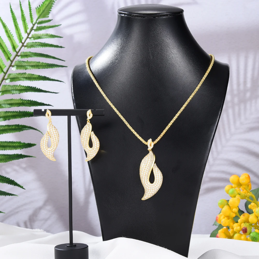 

Soramoore Original Luxury Cute Necklace Earrings Jewelry Sets For Women Bridal Wedding Russia Dubai Bridal Party Gift