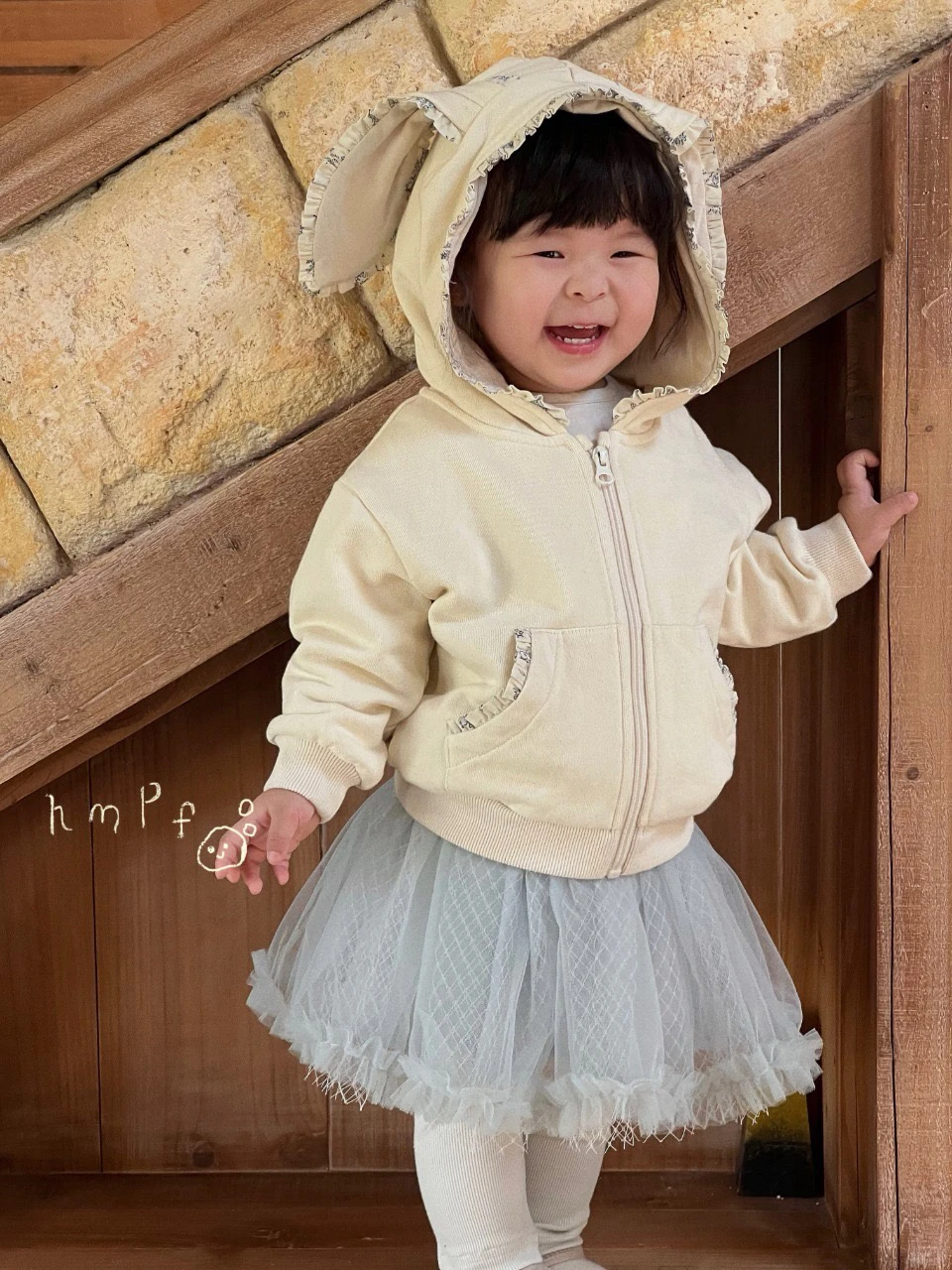 

Baby Girls Cute Sweet Sets Spring and Autumn New Cute Rabbit Ear Ruffles Hoodie Jacket Solid Guaze Skirt Pants Set