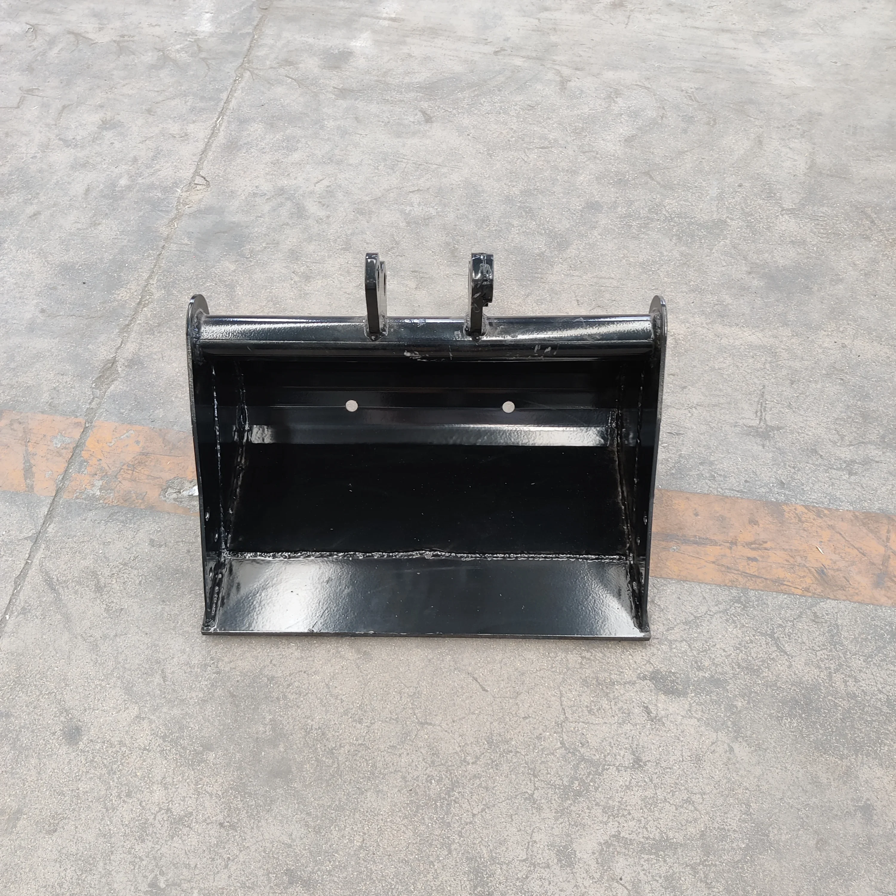 

Factory Oversea Stock Hot Sale Mini Excavator 500mm Bucket 800mm Bucket Narrow Bucket Excavator Attachment