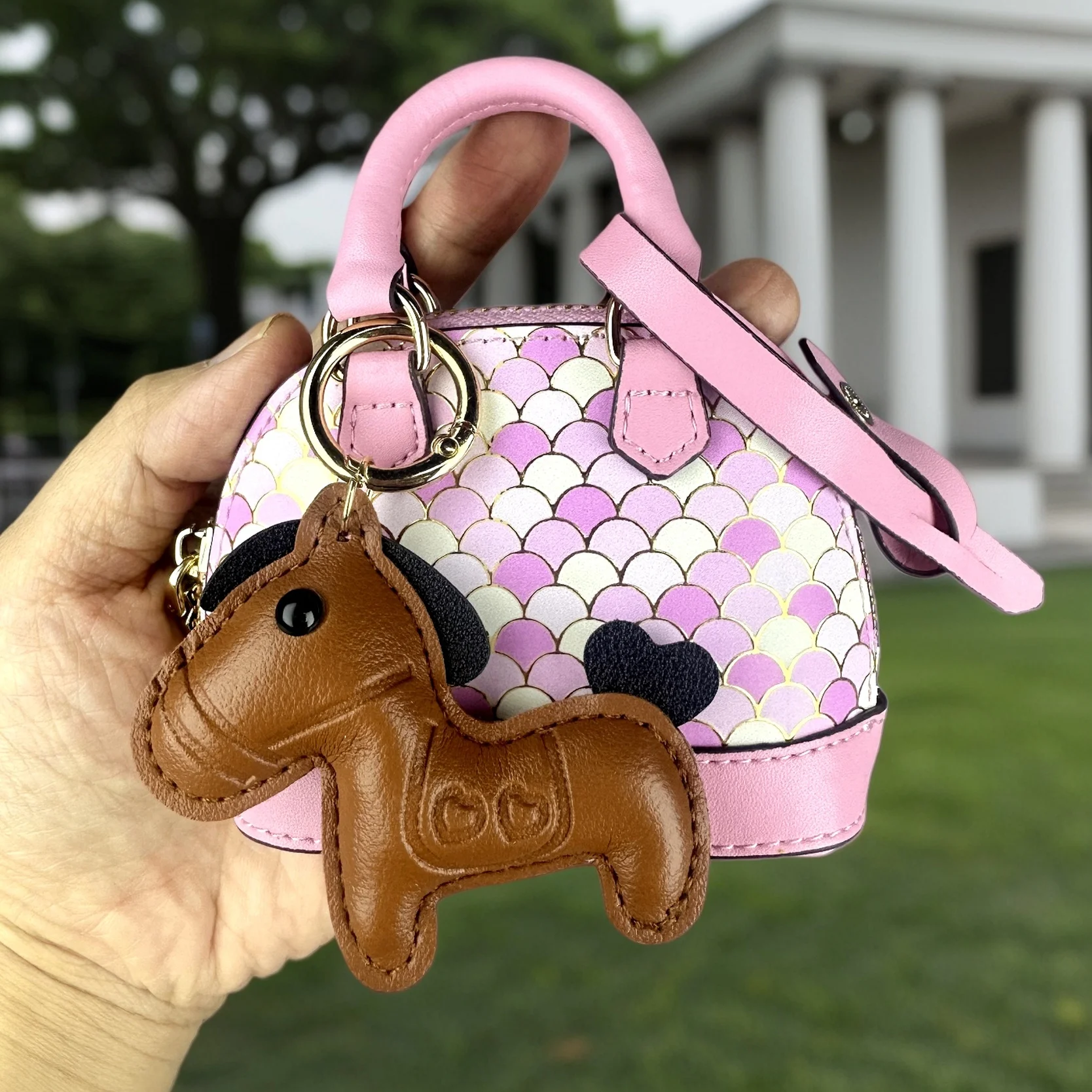 

Cute Mini Shell PU Leather Pouch With Pony Charm Set - Crossbody Chain/Makeup & Earbuds Organizer-Perfect Gift/Bag Accessory