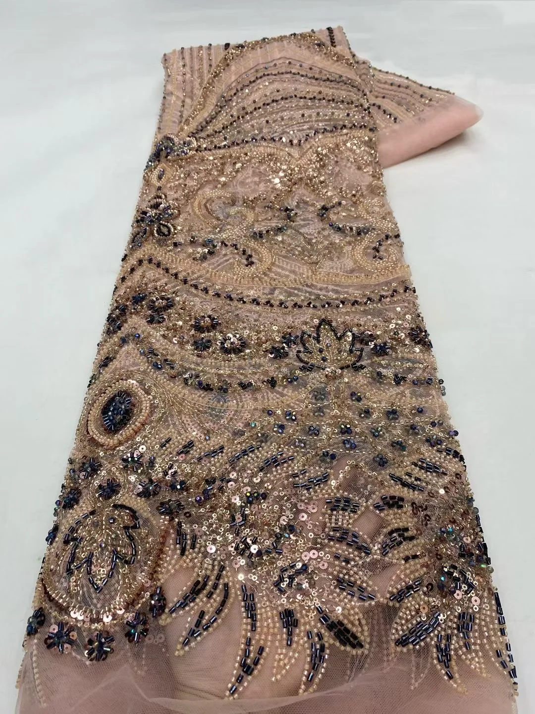 Luxury African Handmade Beaded Lace Fabric 2026 French Nigerian Mesh Embroidered Sequin Lace Fabric for Wedding Party Stitching