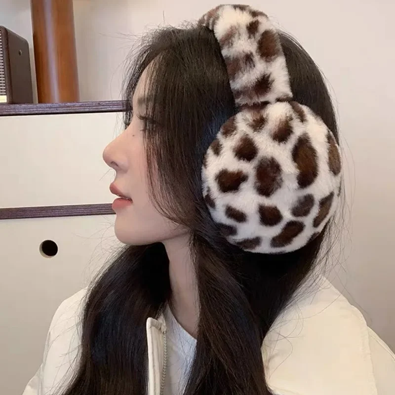 1 pçs leopardo impressão macio pelúcia aquecedores de orelha para mulheres inverno quente earmuffs moda ao ar livre frio dobrável earmuffs