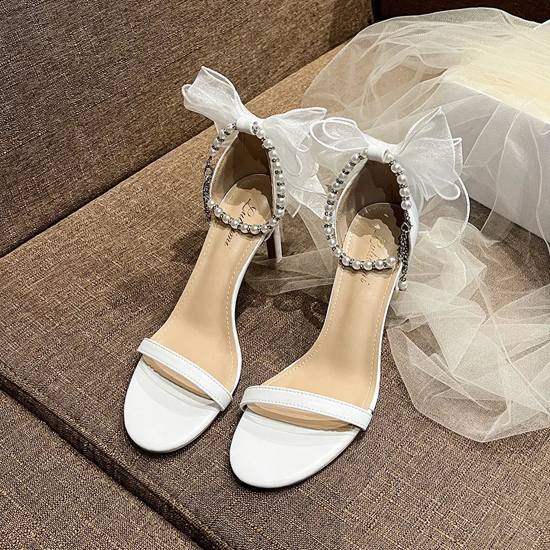 Bow Shoes Round Toe Beige Heeled Sandals Buckle Strap 2024 Summer Large Size Black Fashion Girls Clear High Wedding Comfort Pear