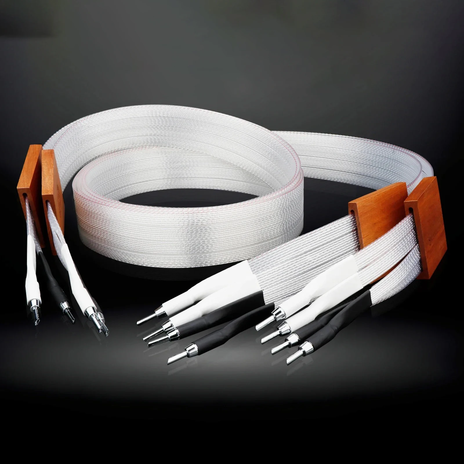 زوج 8N OCC كابل مكبر صوت مطلي بالفضة كابل قرن مكبر صوت الموز إلى Y المجرف ومقابس الموز Z لمضخم الأقراص المضغوطة